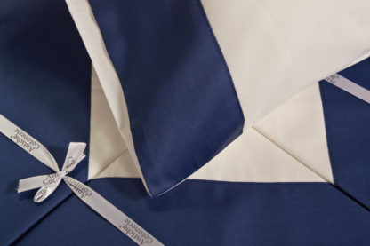 lenzuola matrimoniali balza raso cotone bianche blu eleganti