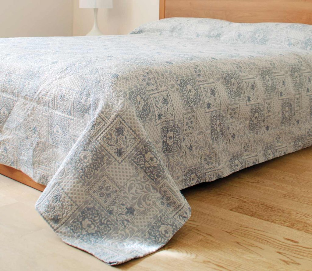 Copriletto Matrimoniale Superior Matelasse In Poliestere Bianco Con Federe: Morbido, Con Design Floreale, Per Tutto L'Anno