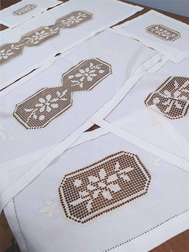 Caspari Tovaglioli Di Carta Paisley Lampone - 20 Pezzi, Triplo Strato, Ecologici E Compostabili, 25x25 Cm Aperti